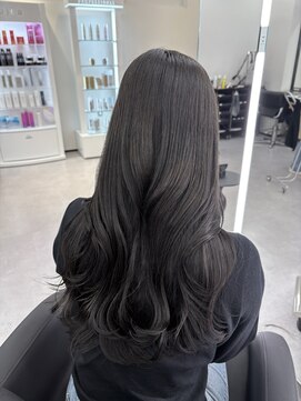 アルドーレフィエロ シンサイバシ(Ardore fiero shinsaibashi) ブリーチ無しで作るダークブラウン♪[白川幸太]