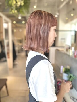 マッシュ グランバーズ 布施(MASHU GRANDVASE) ピンクベージュ×ハイライトカラー