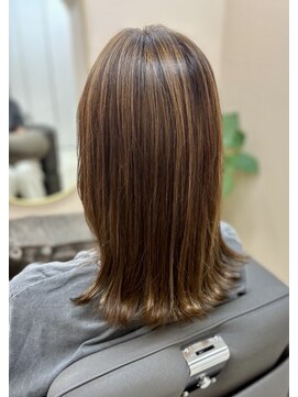 アンジュール コロレ(1//jour colore) 白髪を気にせずサッと結べる対策に《白髪ぼかしハイライト》