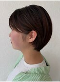多毛でも挑戦しやすい耳掛けショート