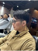 ブルーブラック＆ワンカールパーマ刈り上げショート