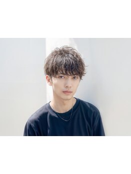 男性のお客様も気軽に通える雰囲気が人気の秘密！あなたの魅力を引き出す技術とセンスで、理想を実現。