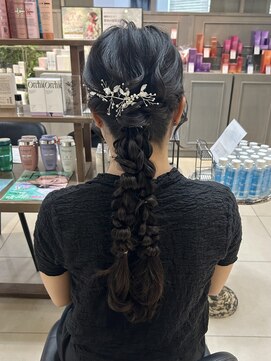 フォルテ ガーデン ヒルズ 静岡店(FORTE GARDEN HILLS) ヘアセット/お呼ばれヘア/編み下ろし/韓国巻き/顔周りカット
