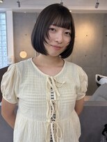 ニュウニュウムーン(NIUNIU moon)&nbsp;オリーブグレージュ×ボブスタイル♪