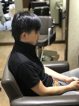 ヘアーモア イースト(Hair More East) ビビットブルー！