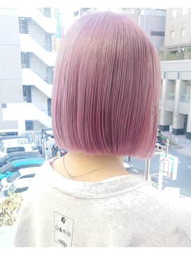 アロー(arrow) ホワイトピンク×ボブ【moemi】