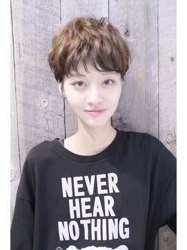 イーラ(era) 《era》大人可愛いベリーショート　みわ