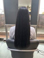 ヨンセンチメートル 野々市店(4ｃｍ)&nbsp;似合わせカット/アースカラー/くびれヘア/ツートーンカラー