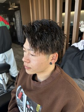 オーラ(AuRa) アップバング×ツイスト