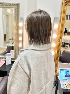 コワファースト  させぼ五番街店(COIFF1RST) カーキベージュ