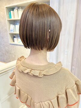 キャアリー(Caary) 福山市Caary顎ラインミニボブ小顔丸みショートボブモテブラウン