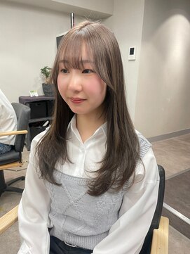 オグジュアリー 表参道(aux.) ミルクティーグレージュ【ayame】（表参道/青山）