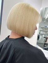 ベレーザ 渋谷(BELEZA) 9818渋谷ブロンドホワトアッシュハイトーンカラーレイヤーボブ