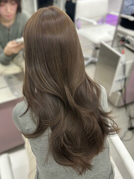 エヌアイ オモテサンドウ(ni omotesando) 春大人気！ミルクティーブラウン 明るめブラウン 韓国レイヤー