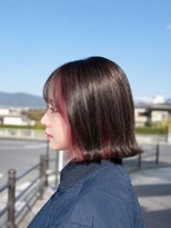 アズヘアー ラペ 三日市店(A'z hair LAPAIX)&nbsp;赤インナーの切りっぱなしボブ