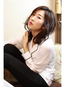 トヌコア ルア 下北沢店(TONUKOA RUA) 【TonukoaRua】バングも長めが◎毛先ウェーブのミディロブ