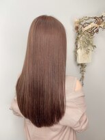 イーラ(era)&nbsp;《era》ブリーチあり　ショコラピンク　艶ツヤストレート　みわ