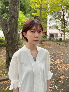 エマ(emma) シースルー前髪!ピンク系カラー!耳かけコンパクトボブショート