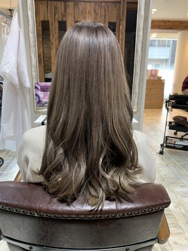 ティアラ 桜木町(TIARA) シルキーベージュ　ヴェールカラー