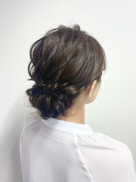 シエン 本店(CIEN) 〈CIEN 赤間由佳〉シニヨンアレンジ