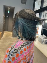 クシュ 所沢東口店(kusyu...) ターコイズブルー青髪エメラルドグリーン切りっぱなしミディアム
