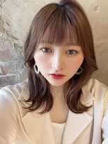 プラチナ(PLATINA)&nbsp;くびれヘア/韓国/透け感/くすみカラー/ロング/ベージュカラー