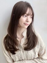 ユーフォリア 新宿通り(Euphoria) ツヤ髪透明感外ハネミディレイヤー似合わせカット