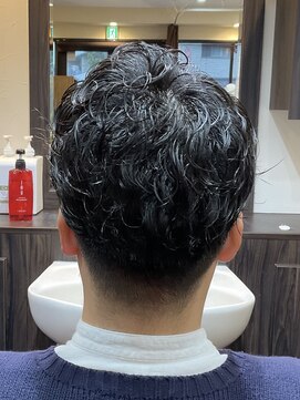 ヘアクリニックカルム 日暮里(Hair Clinic Calme) 7:3分けビジネスパーマ