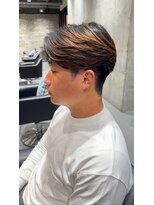 レックスヘアーインターナショナル(ReX HAIR INTERNATIONAL)&nbsp;【吉元　龍一】鳥の羽のような毛流れフェザーパーマ