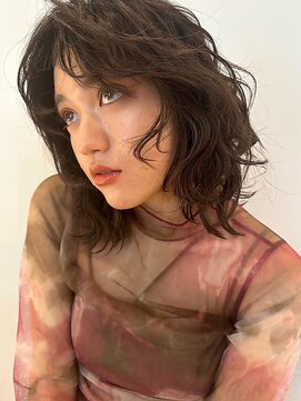 クレビア 名古屋(CreBiA) ゆる巻きミディアムパーマ