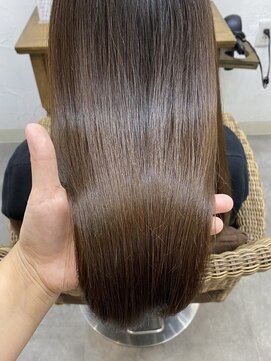 ニュートラル 前原店(Neutral by FLEAR) 【大人艶髪】ブラウンカラーで艶のある髪へ