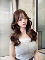 リリー(Lilley) 天神/博多/韓国ヘア/ヨシンモリ/レイヤーカット