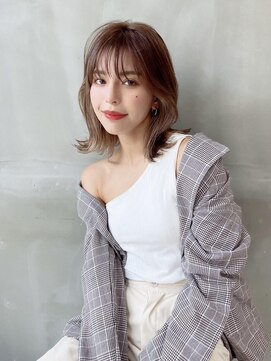 ソース 茶屋町(SOURCE) 艶髪♪外巻きくびれヘアアレンジ