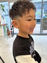 ロミー 本厚木(ROMMY.) キッズカット◎男の子メンズ刈り上げスパイキーショート小学生◎