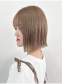 ブリーチなし ベージュ　ボブ ミルクティー　ライトニング必須