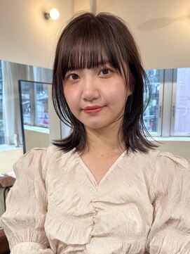 マルケ ドゥ マッシュ(MaruQuee de mashu) 透明感カラー/レイヤーカット/ベージュ/小顔カット/梅田/茶屋町