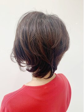 DAMANI 表参道 髪質改善/ヘッドスパ/ハイライト/白髪染め/白髪ぼかし/縮毛矯正 似合わせカット/ミディアムレイヤーカット[表参道駅]