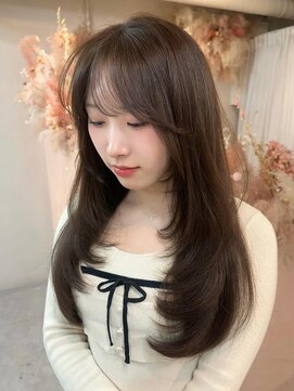 ユニ 表参道(uni) 10代20代30代/韓国風くびれレイヤーカット/ヨシンモリエギョモリ