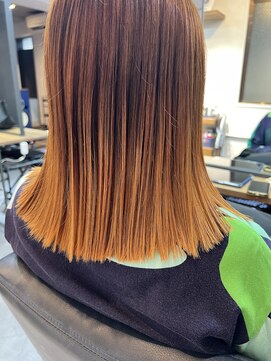 ニール(Neal) 【Neal 新宿/西新宿】グラデーションカラー×オレンジ〈SAKU〉