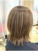 ハイライトカラー　ブリーチ　ベージュカラー　白髪カバー