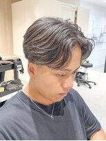 レボ 片町店(Revo)&nbsp;センターパート×ニュアンスパーマ×明るめブラウン