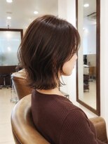 アンベリー(embellie)&nbsp;【秋色ブラウン】大人かわいい外ハネミディ