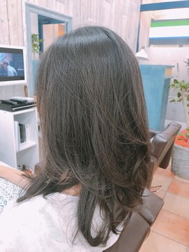 アイビーリーフ ヘアーアンドスパ(ivy leaf hair&spa) 柔らかな印象の大人かわいいパーマスタイル