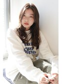 透明感際立つヌーディベージュ×セミロングなナチュラルパーマ2