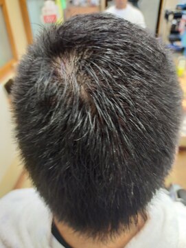 カットライン(CUT LINE) ショート×コテパーマスタイル