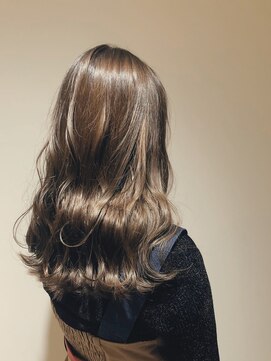 アカラ(acala) アイスグレージュ【30代/40代/イルミナカラー/縮毛矯正/髪質改善