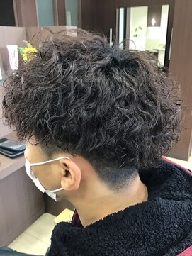 美容室アール ツイストスパイラル