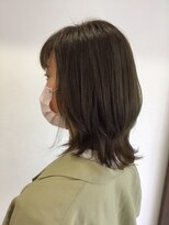 アリー(Ari-) Newオリーブベージュ