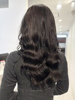 ラウレア(LAULEA)&nbsp;コテ巻き風パーマ/艶パーマ/デジタルパーマ/グレージュ艶カラー