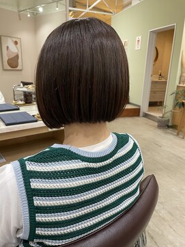 キュオンシア(CUEON. ciea) ミニボブ×アッシュブラウン